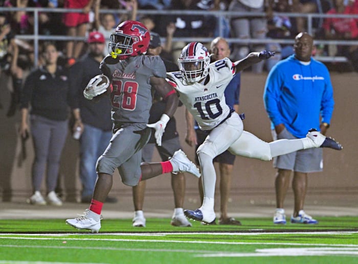 Atascocita vs North Shore October 27, 2023 Photo-Tom Dendy49